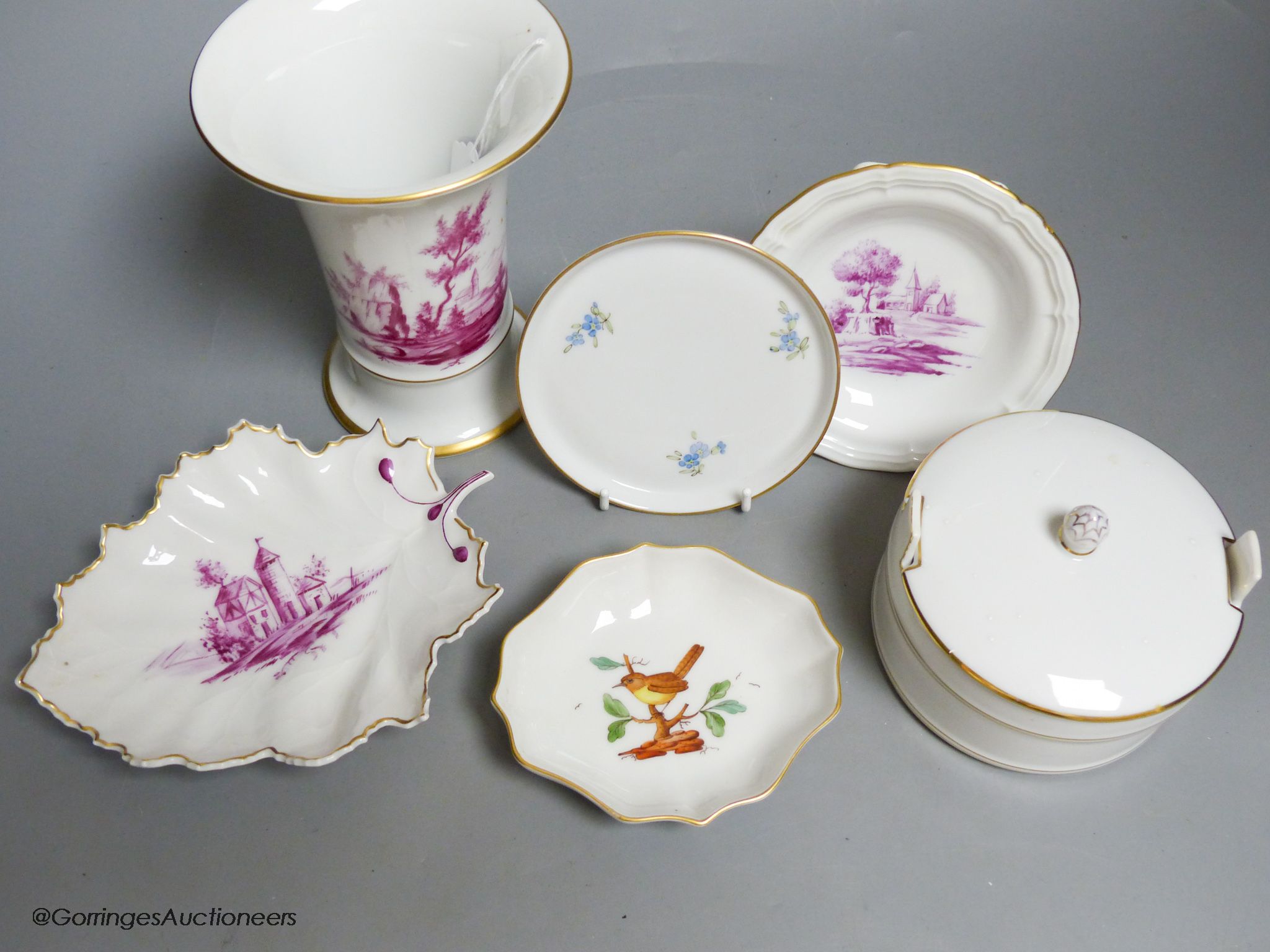 A Hochst vase, a leaf dish, etc., tallest 14.5cm